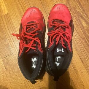 Men’s under Armour high top sneakers